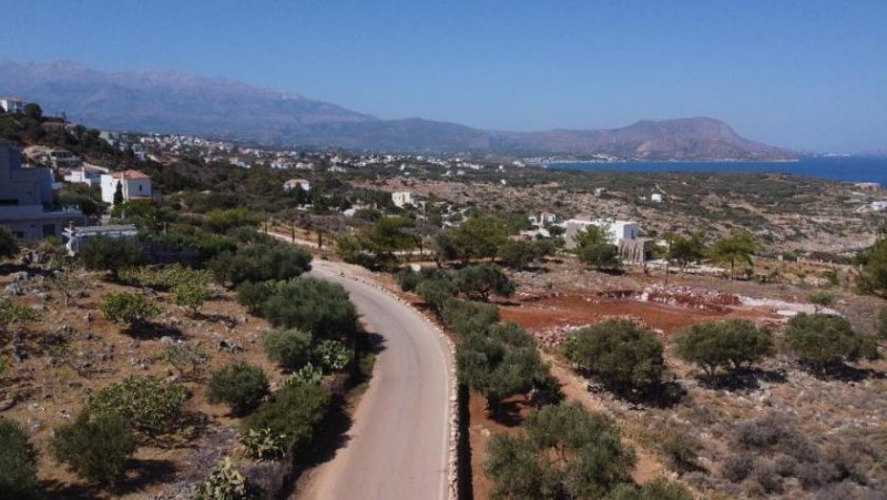 Kokkino Chorio Kreta, Kokkino Chorio: Ruhiges Landgrundstück mit Dorfnähe zu verkaufen Grundstück kaufen